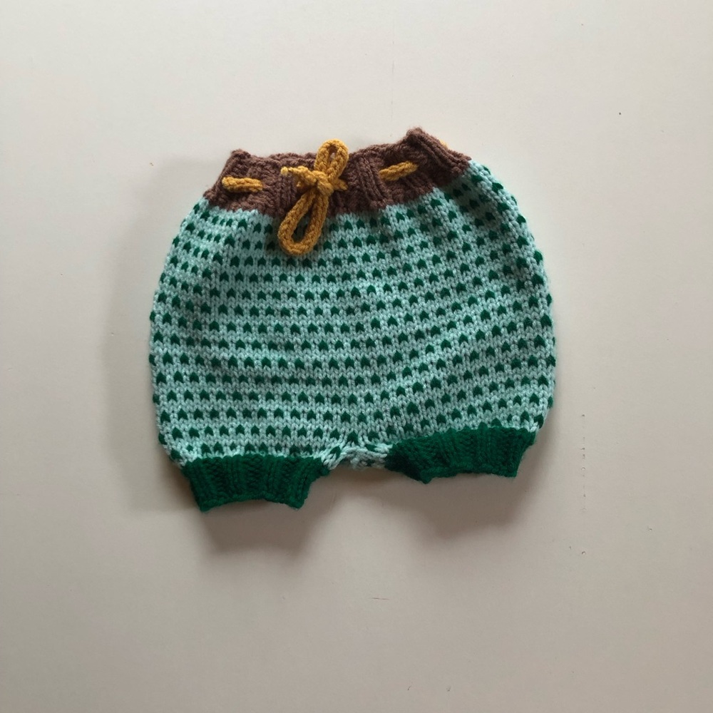 Hand knit 2T bloomer shorts